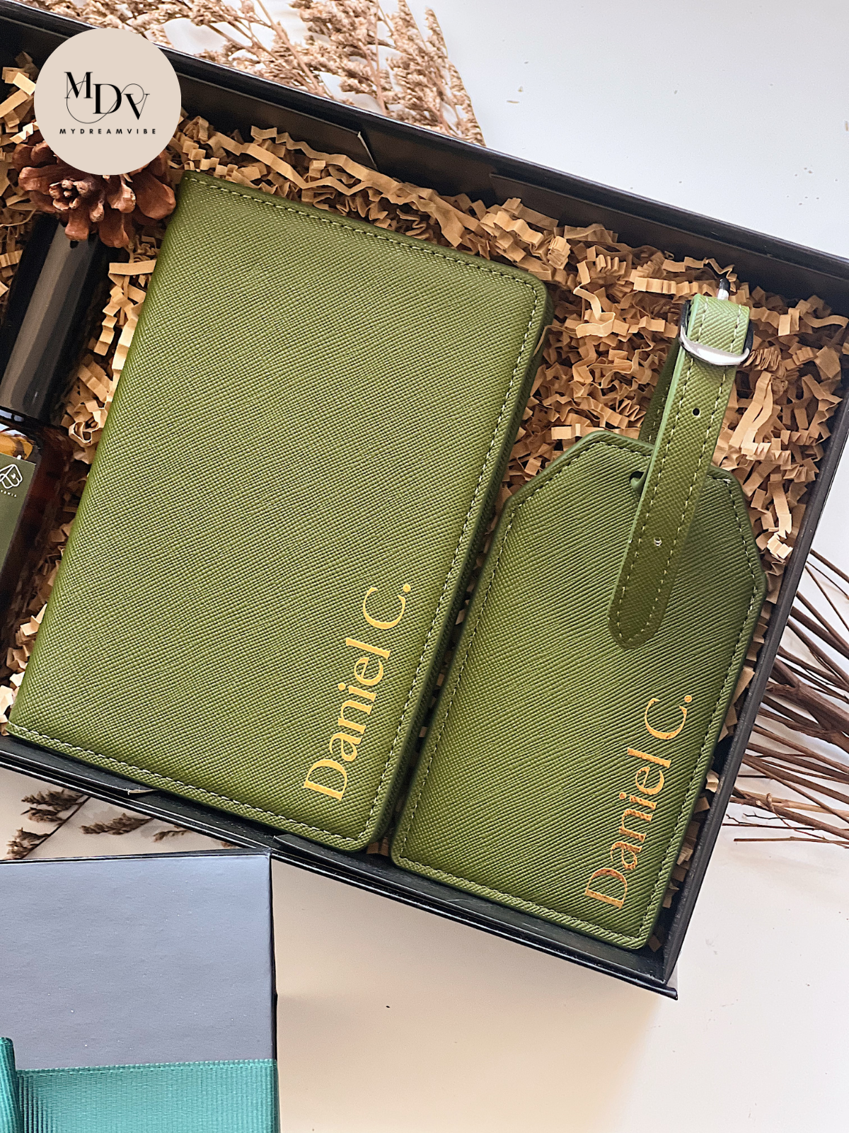 [CHRISTMAS GIFT] Jet-Set Serenity Gift Box